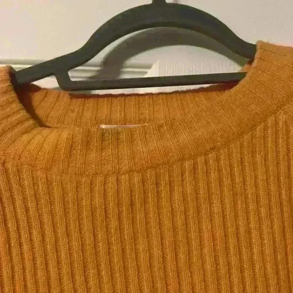 Vintage Moda Intel cropped yellow shirt with removable shoulder pads Size Medium - Picture 4 of 5